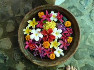 Flowers for you to enjoy while having a massage at Bali Sandat