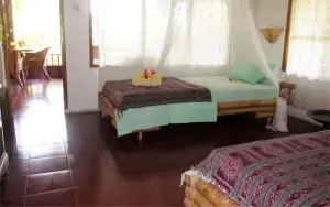 Twin Room - Upstairs